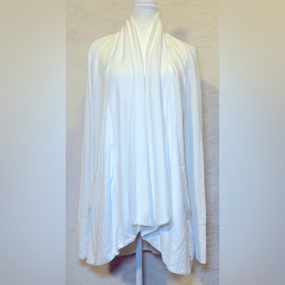 Athleta Sweaters - ATHLETA Pranayama sweater white open-front cardigan long sleeve thumb hole M
